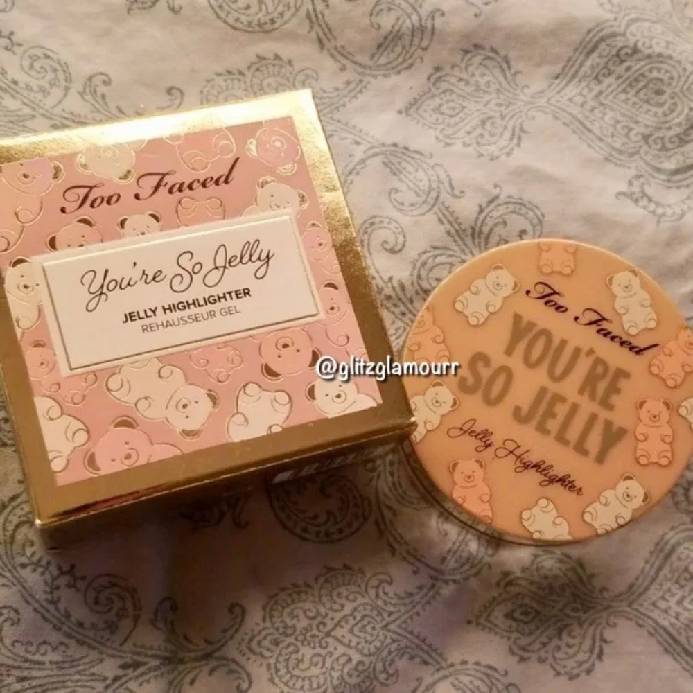 🧸Too Faced You're So Jelly Highlighter🧸